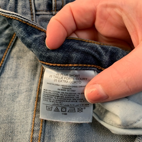 Old navy boyfriend jeans - Picture 7 of 8